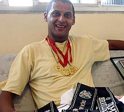 Nélson
